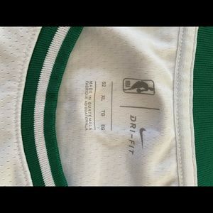 Men’s size extra large Boston Celtics shirt.